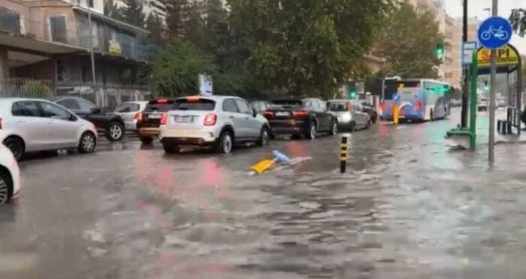 Galleria foto 'Maltempo, allagamenti a Taranto: chiuso il sottopasso di via Ancona' - foto 1