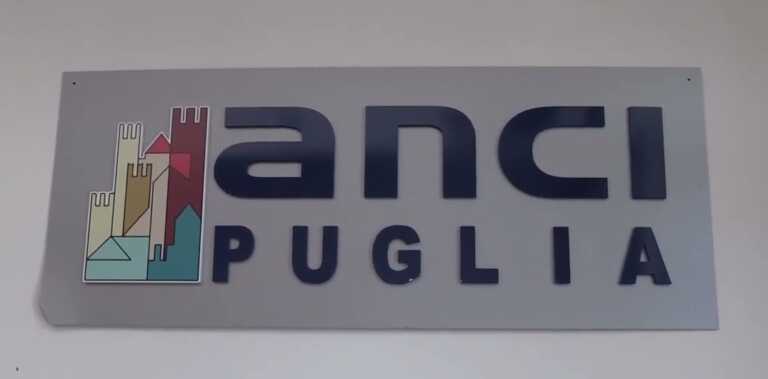 L’appello di Anci Puglia: «I ministeri congelino il prezzo dell’energia per gli enti pubblici»