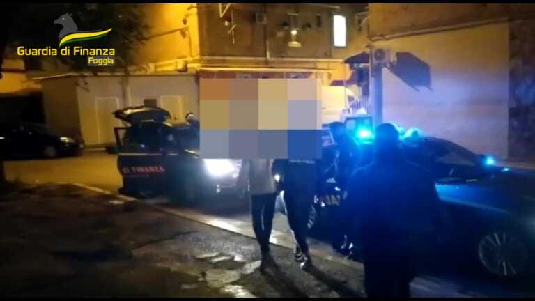 Galleria foto 'Estorsioni con il metodo del “cavallo di ritorno”: 9 arresti a Foggia – VIDEO' - foto 1