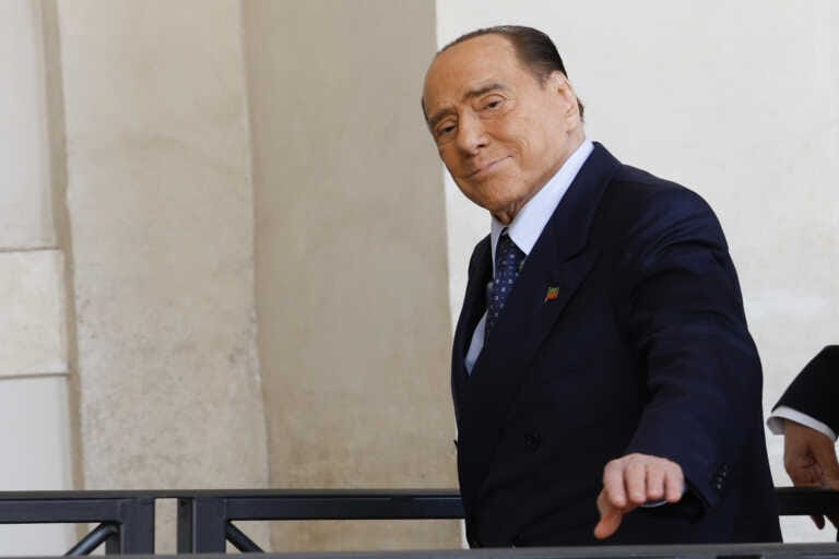 Processo escort, dalle prime indagini emerse estorsioni a Berlusconi