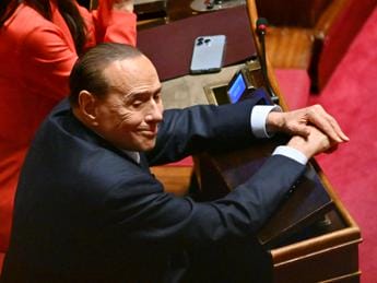 Galleria foto 'Berlusconi ‘si sfila’ su La Russa, Meloni non ci sta: “Tiro dritto”' - foto 1
