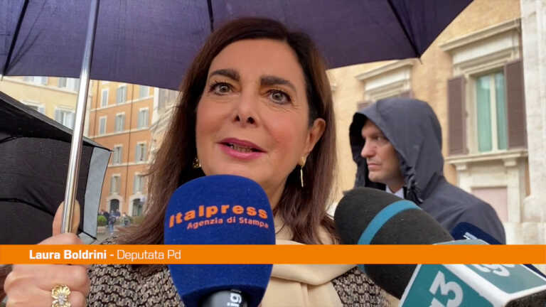 Galleria foto 'Boldrini “Presidenti Camere onorino la Costituzione”' - foto 1