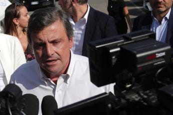 Galleria foto 'Calenda: “Per Berlusconi declino rapidissimo, prenderemo quei voti”' - foto 1