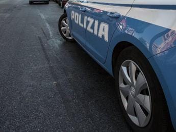 Galleria foto 'Caltanissetta, violenza sessuale su alunna 11enne: arrestato insegnante' - foto 1
