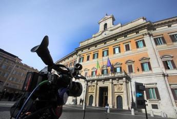 Galleria foto 'Camera, giovedì 13 prima seduta: presiede Rosato' - foto 1
