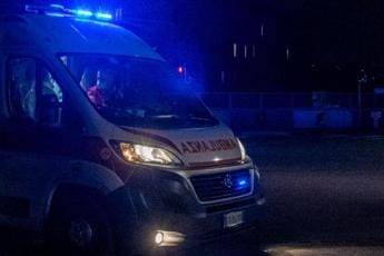 Galleria foto 'Cerca di evitare gatto con sua minicar, ferita 17enne: morto fratello 15enne' - foto 1