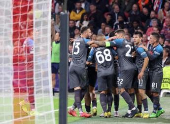 Galleria foto 'Champions, Ajax-Napoli 1-6: capolavoro azzurro e ottavi ipotecati' - foto 1