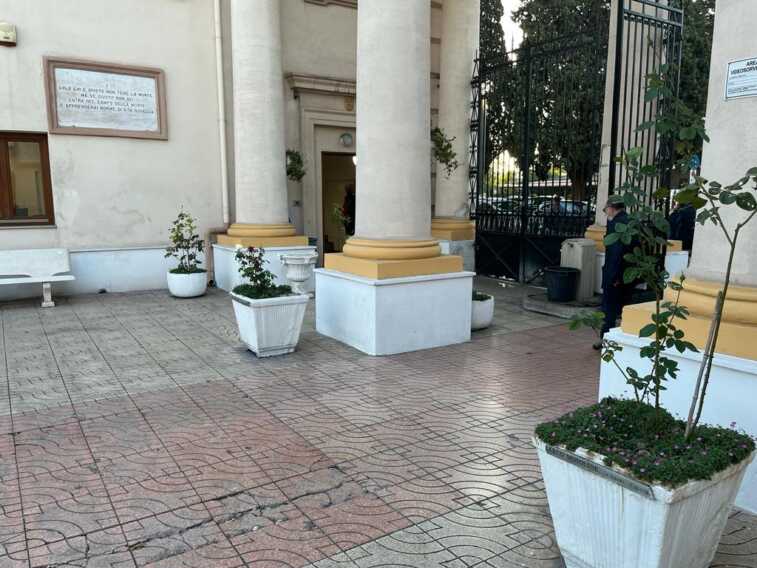 Un’app per trovare il caro estinto: la svolta hi-tech al cimitero di Taranto