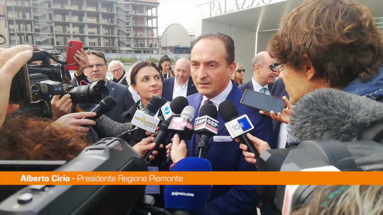 Galleria foto 'Cirio “Entro giugno sarà operativo il nuovo grattacielo della Regione”' - foto 1