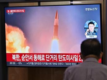 Galleria foto 'Corea del Nord, Seul: “Pyongyang ha lanciato 2 missili balistici”' - foto 1