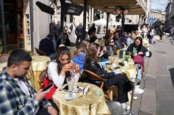 Galleria foto 'Covid, Ciccozzi: “Con varianti Omicron no rischi, ma non sarà sempre così”' - foto 1