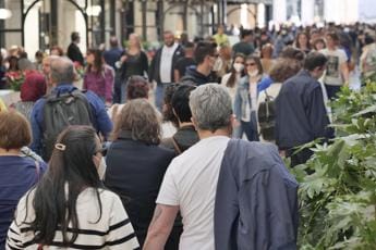 Galleria foto 'Covid oggi Italia, 45.225 contagi e 43 morti: bollettino 5 ottobre' - foto 1