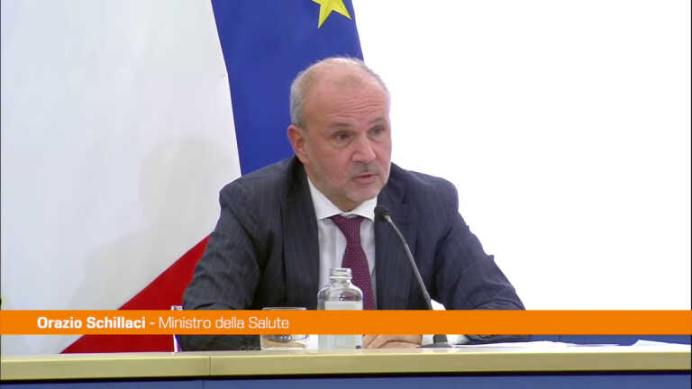 Galleria foto 'Covid, Schillaci: “Se arriveranno nuove varianti interverremo”' - foto 1