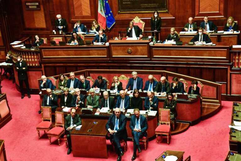 Galleria foto 'Dal Senato via libera alla fiducia al Governo' - foto 1