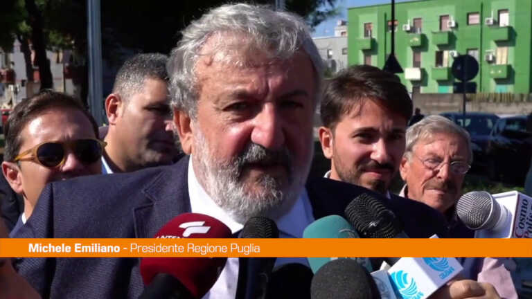 Galleria foto 'Ex Ilva, Emiliano “Si ricomincia sempre tutto da capo”' - foto 1