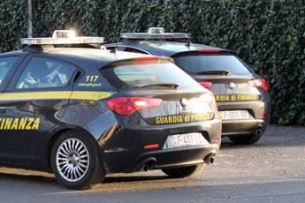 Galleria foto 'Fdi, inchiesta Firenze su bancarotta: arrestato fratello deputato Donzelli' - foto 1