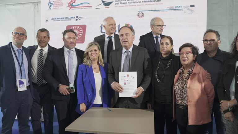 Cultura del mare: siglato a Brindisi il protocollo per la formazione di figure professionali