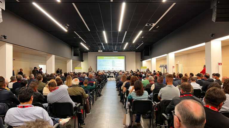 Galleria foto 'Crolla la raccolta del grano in Puglia: -26% in un anno a causa di siccità e costi – VIDEO' - foto 1