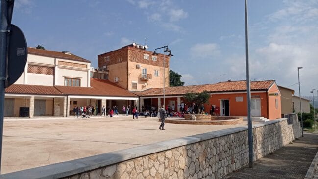 Borgo La Martella: inaugurata una “libreria”, ma restano i soliti problemi
