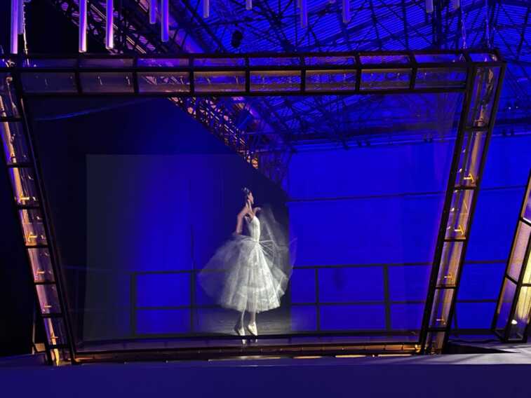 Galleria foto 'Alla Fiera del Levante un palco e relatori in ologramma: l’innovazione con Evholo' - foto 1