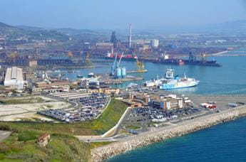 Galleria foto 'Gas, il rigassificatore a Piombino è fondamentale. A che punto siamo?' - foto 1