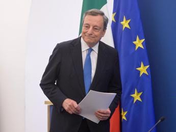 Galleria foto 'Governo, Draghi: “Buona coscienza lavoro svolto, esperienza straordinaria”' - foto 1