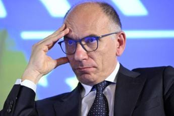Galleria foto 'Governo, Letta: “Chi fa opposizione a opposizione è stampella maggioranza”' - foto 1