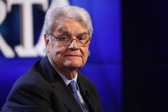 Galleria foto 'Governo, Mannino: “Scissione in Fi? Molto probabile, ma non vedo emulo De Gasperi”' - foto 1