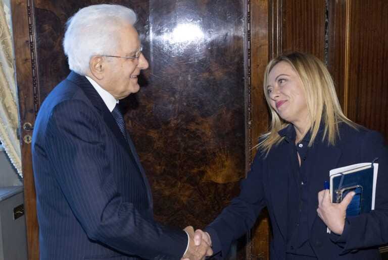 Il teatrino della politica