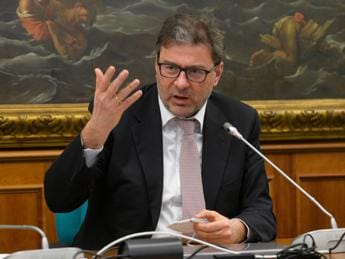 Galleria foto 'Governo, salgono quotazioni Giorgetti per Economia' - foto 1
