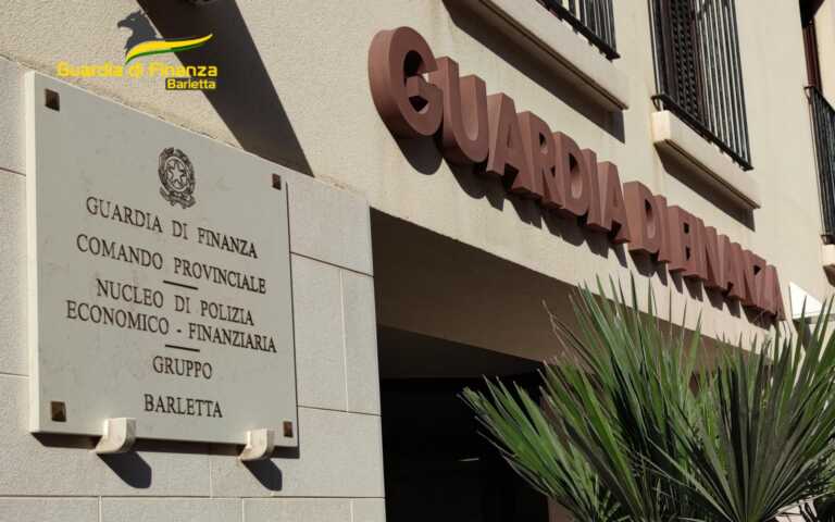 Barletta, scoperta fabbrica abusiva di abiti contraffatti: denunciato il responsabile