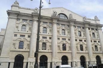 Galleria foto 'I cinque titoli peggiori del Ftse Mib, soffre Banco Bpm' - foto 1