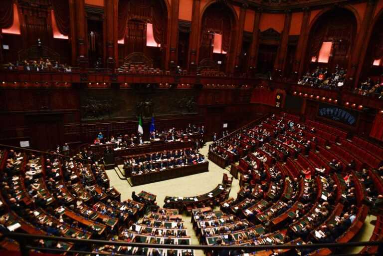 Galleria foto 'Il Governo incassa la fiducia alla Camera' - foto 1