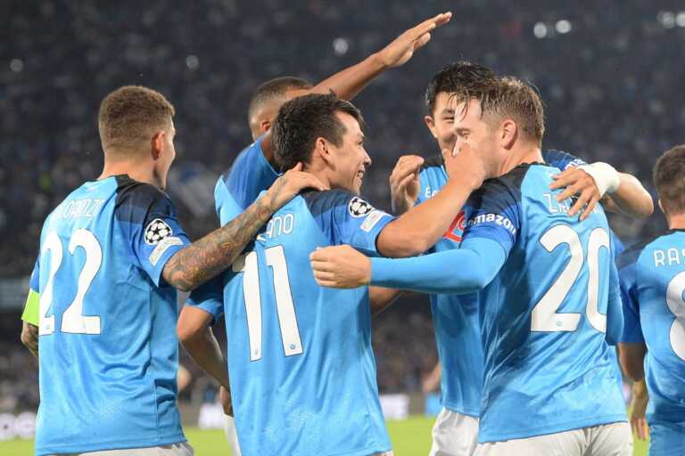 Galleria foto 'Il Napoli batte 4-2 l’Ajax ed è già agli ottavi di Champions' - foto 1