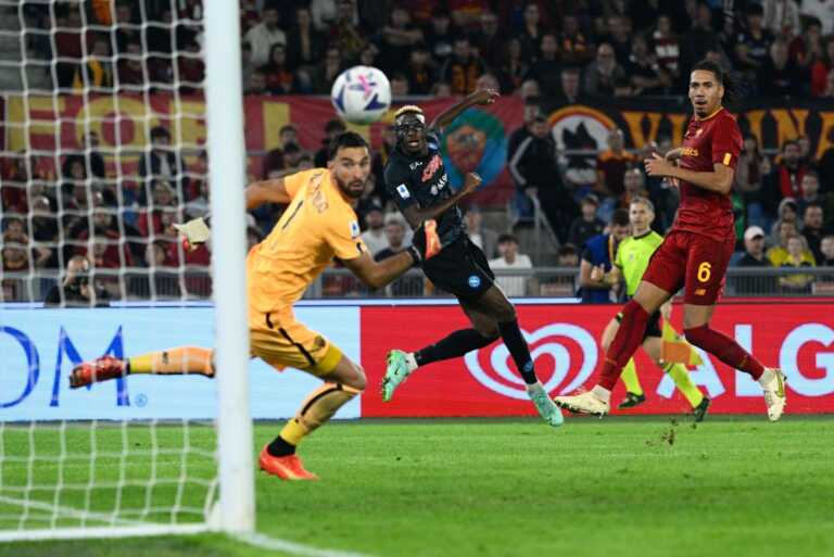 Galleria foto 'Il Napoli vince anche a Roma, giallorossi piegati da Osimhen' - foto 1