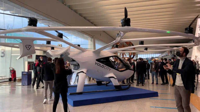 Galleria foto 'Il taxi volante diventa realtà ed è elettrico' - foto 1