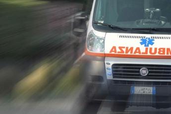 Galleria foto 'Incidente a Roma, con auto finisce in fossato: muore 21enne' - foto 1
