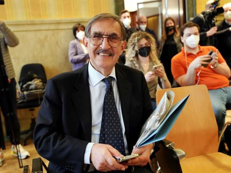 Galleria foto 'La Russa “Io onoro il 25 Aprile e voglio unire il Paese”' - foto 1