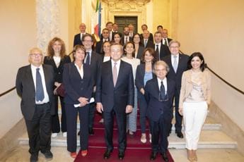Galleria foto 'L’ultimo Cdm di Draghi: “Governi passano, Italia resta”' - foto 1