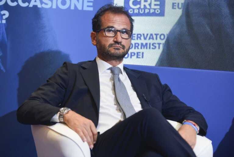 No vax in corsia e Pnrr: botta e risposta tra Gemmato e Palese