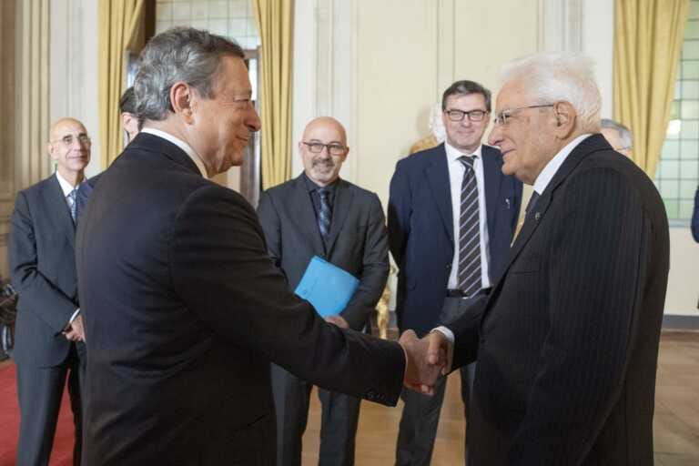 Galleria foto 'Mattarella ringrazia Draghi e ministri “Ottenuti lusinghieri risultati”' - foto 1