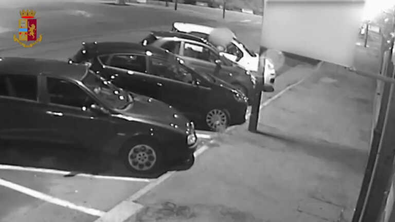 Galleria foto 'Maxi truffa con auto rubate, arrestati due coniugi a Torino' - foto 1