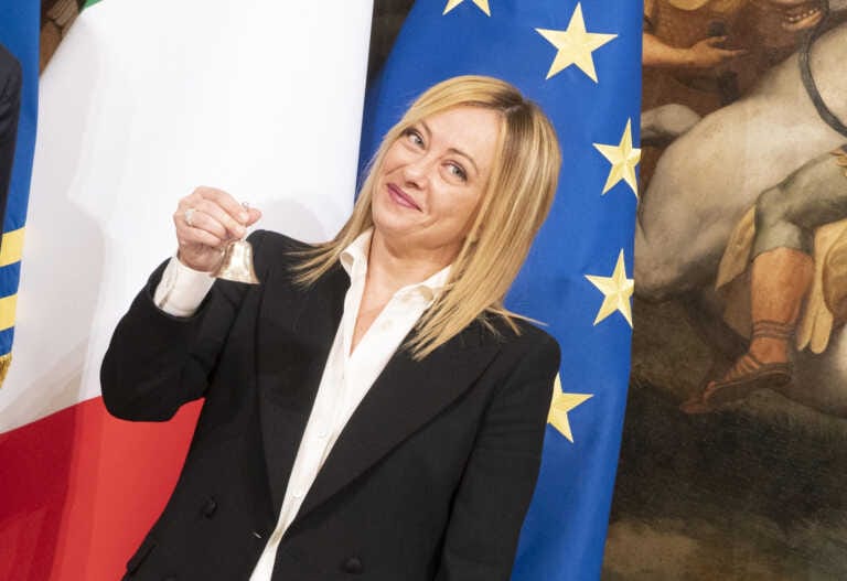 Acciaio, terra, energia: le sfide del nuovo governo in Puglia e Basilicata