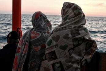 Galleria foto 'Migranti, due naufragi al largo della Grecia: 15 morti e oltre 80 dispersi' - foto 1
