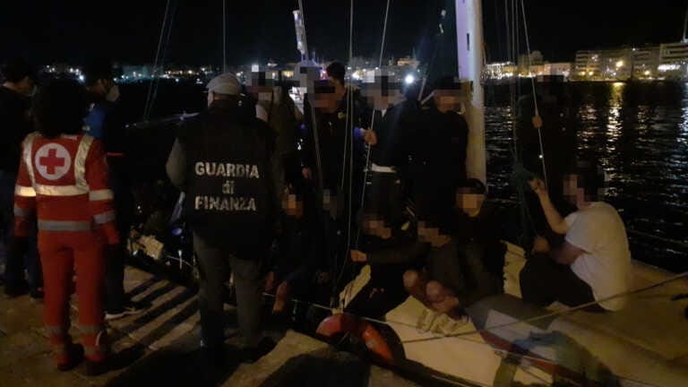 Rotta dalla Turchia e scafisti dell’Est: l’improvvisa impennata di sbarchi in Salento