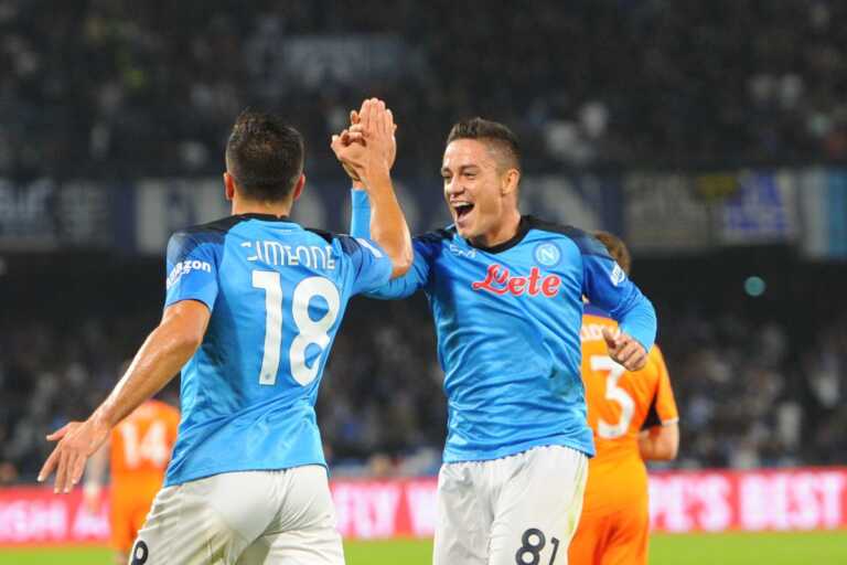 Galleria foto 'Napoli batte Rangers 3-0, doppietta di Simeone' - foto 1