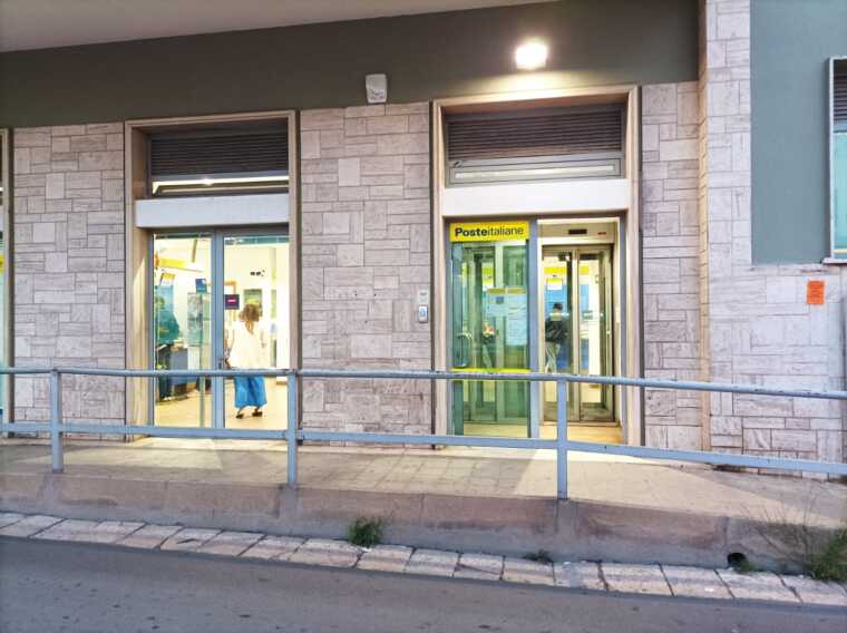 Nuovo look per il palazzo delle Poste di Molfetta grazie al progetto “Cento facciate”