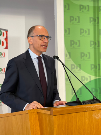Galleria foto 'Pd, Letta per congresso entro marzo. E difende nome e simbolo' - foto 1