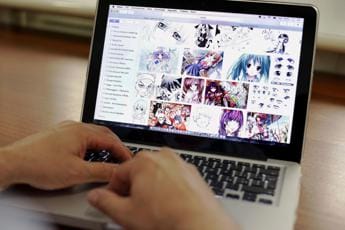 Galleria foto 'Pedopornografia, sequestrati migliaia di file audio e video: 24 indagati' - foto 1