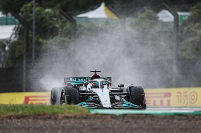 Galleria foto 'Pioggia a Suzuka, nelle libere brillano le Mercedes' - foto 1